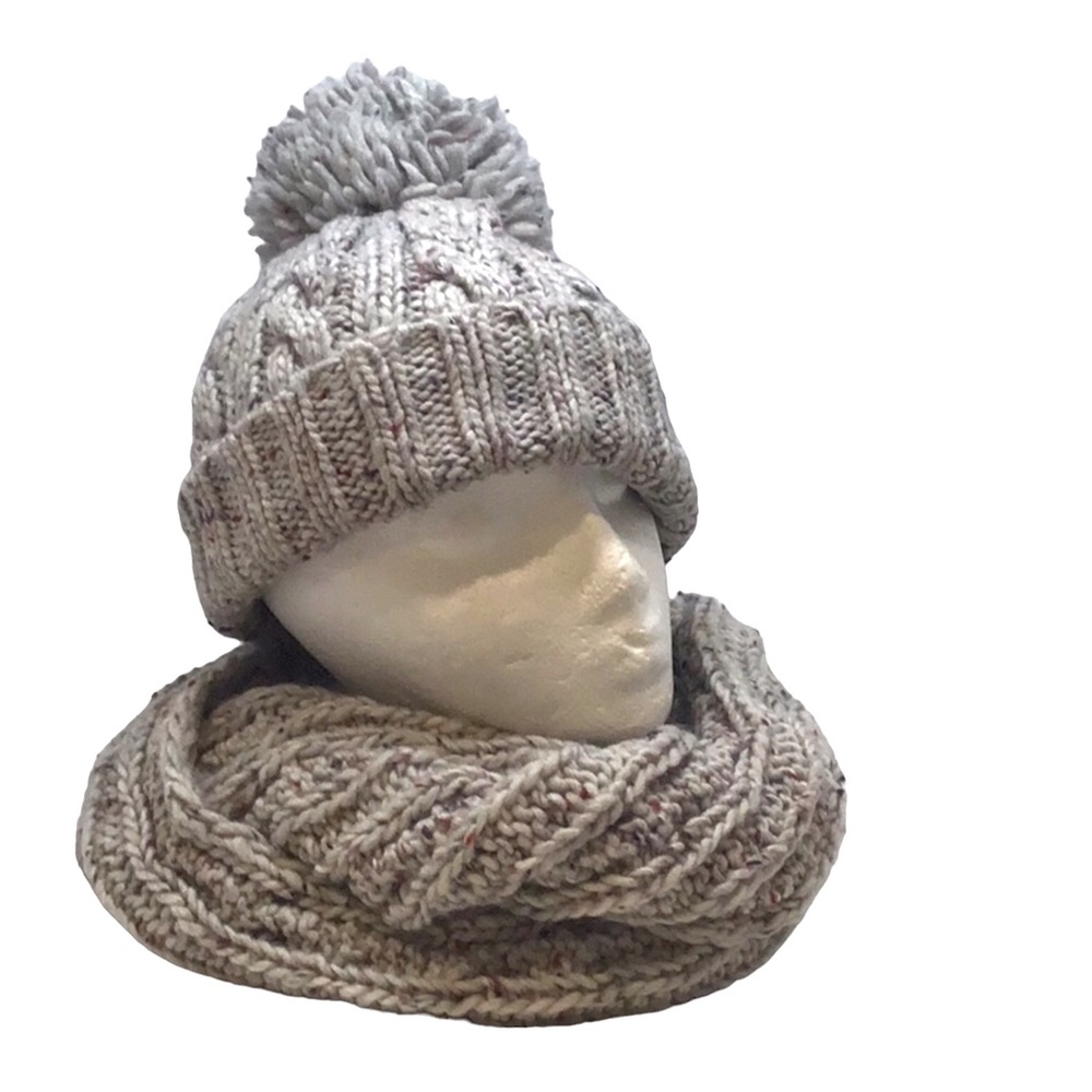 💚 Garage Knit Scarf & Hat Set